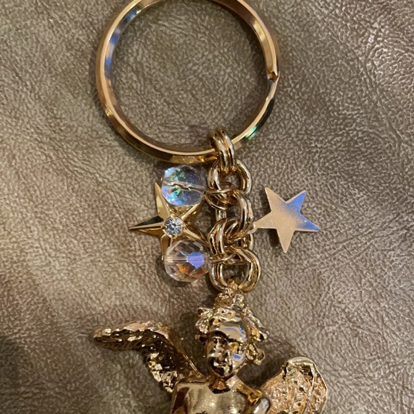 Angel Keychain - Picture 2 of 4